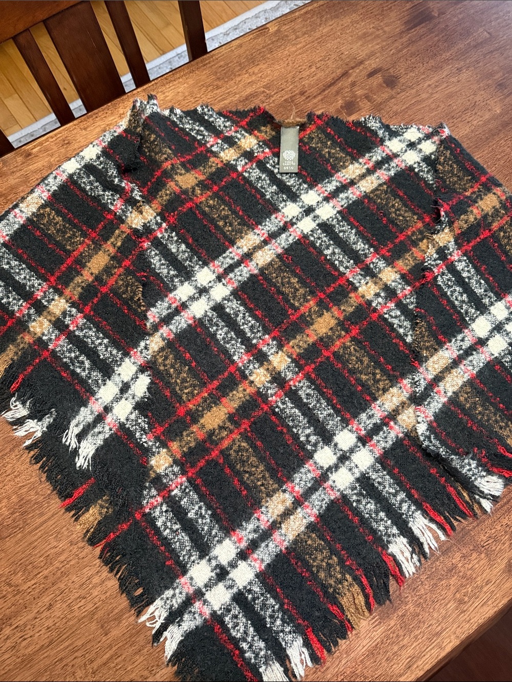 Vince Camuto plaid boucle fringe triangle scarf